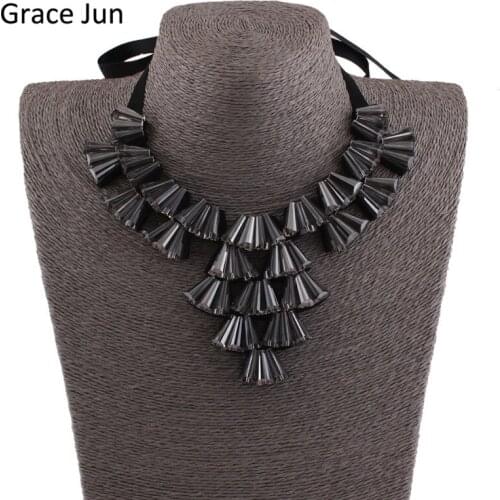 2017 New Arrival Non Woven Fabric Hand-sewn Crystal Necklace for Women Party Engagement Big Statement Vintage Choker Necklace