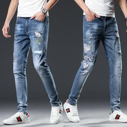 Men’s slimming denim pants high quality bird&flower embroidery blue jeans fashion ripped jeans scratched casual jeans pants