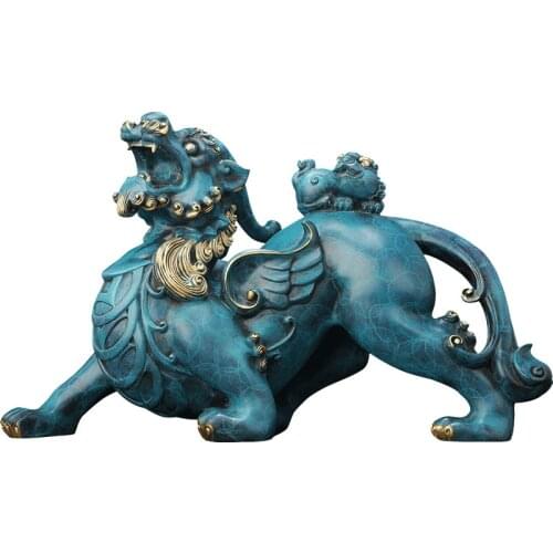 Chinese style Pure copper pi xiu statue Mythology lucky mascot High-end home decoration statue Office decorations 25cm