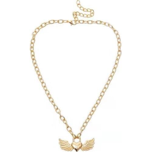 2021 Trendy Heart with Angel Wings Necklace Alloy Necklace Choker Necklace for Women Accessories Fashion Jewellery