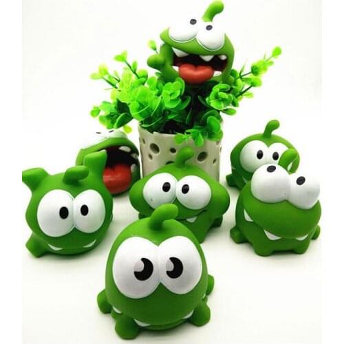2017 Kids Toys One Pice 7.5*7.5*6.5cm Genuine Om Nom action Toy With Squeeze-Sounding