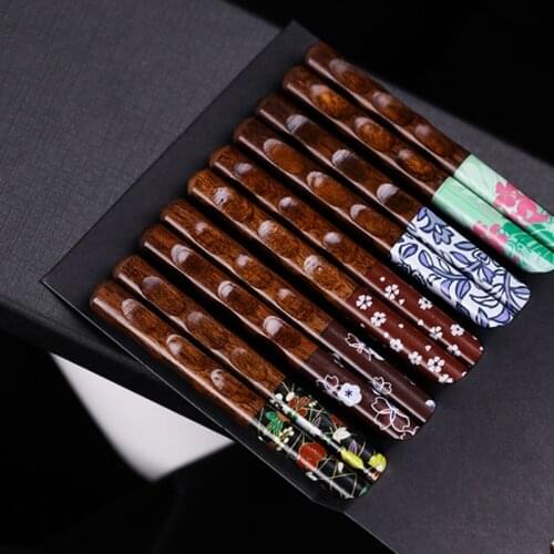 HGHO 5 Pairs Colorful Tortoise Shell Chopsticks Creative Gift Box Chopsticks Set Japanese Style Wooden Chopsticks