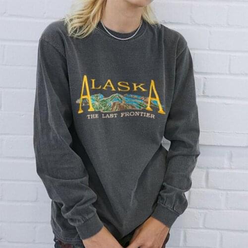 Alaska Mountain Print Vintage Gray Crewneck Sweatshirt Women Hoodies Long Sleeve Casual Shirt Autumn American Streetwear Women