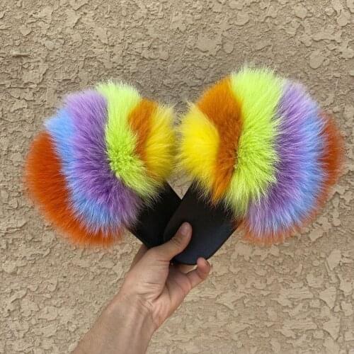 Real Furry Fox Fur Slippers Womens Cute Fluffy Fur Slides Natural Raccoon Flip Flops Sandals Plush Flat Fur Slippers Wholesale