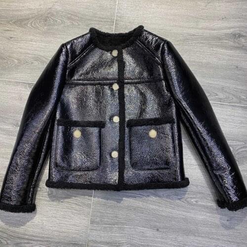 Winter Coat Women Short Clothes 2021 New Arrival Casual Style Natural Real Fur Jacket O-neck Bright Black Leather Outerwear