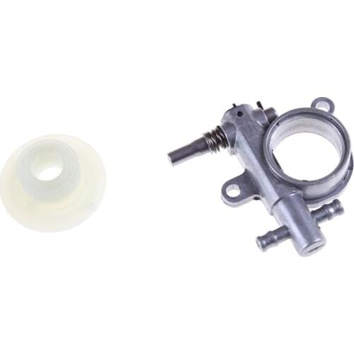 High Quality 1Set 2500/3800 Chainsaw Spare Parts Chainsaw Oil Pump With Worm Drive Gear Fits Chain Saw 25CC/38CC Gear Free