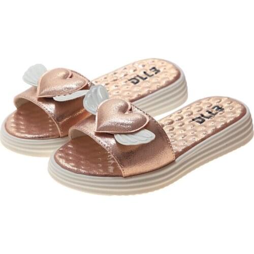 2020 Love Heart Girls Princess Drag Slippers Casual Soft Kids Flats Outdoor Beach Shoes Summer Childrens Hearts Beach Sandals
