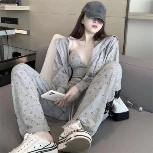 2021Harajuku casual suit womens autumn temperament western style jacket age-reducing wide-leg pant sports three-piece trend Top