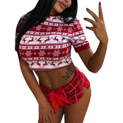 Christmas Women Two-piece Clothes Set Short Sleeve Round Collar Elk Printed Pattern Crop Top + Shorts, Green/ Red