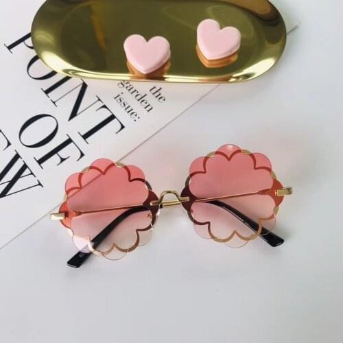 Classic Luxury Metal Flower Sunglasses Boy Girl Brand Cute Cartoon Sunglasses Children UV400 Sunglasses Retro Glasses Eyewear