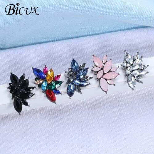 BICUX 2019 New Womens Fashion Crystal Earrings Rhinestone RED / Pink Glass Black Resin Metal Leaf Ear Earrings For Girl Jewelry