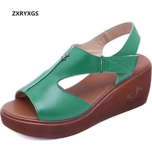 2021 New Fish Mouth Soft Genuine Leather Sandals Casual Wild Light Platform Wedges Sandals Women Sandal Shoes Large Size 33-43