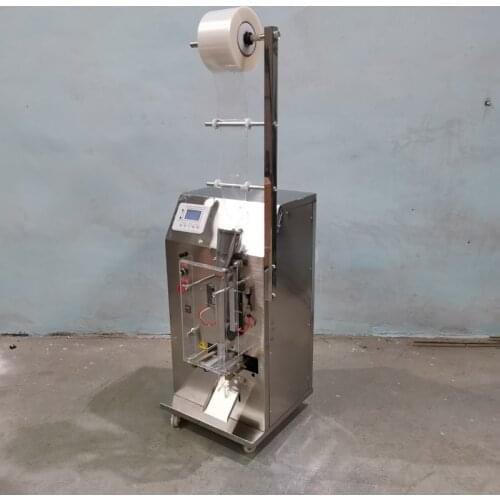 Vertical Automatic Liquid Packing Machine For Olive Oil Soy Sauce Milk Water Packaging Machine