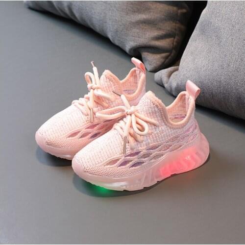 New Children Light LED Shoes Baby Sneakers Boys Girls Breathable Spring/Autumn Student Sports Flats Toddler Kids