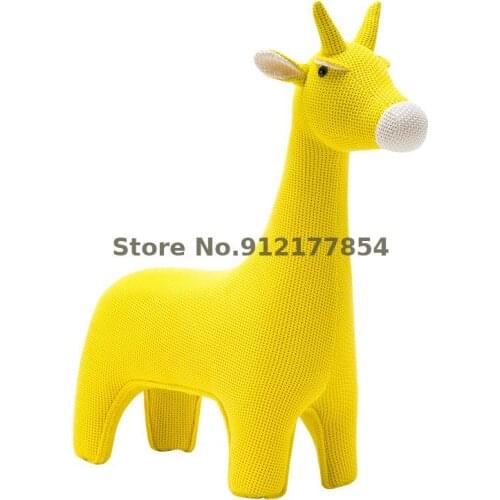 Designer Creative Cartoon Animal Stool Light Luxury Knitted Giraffe Shaped Sofa Stool Decoration Shoe Stool