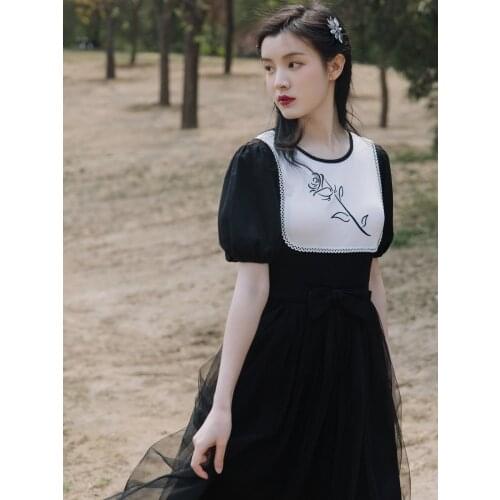 Hepburn Vintage Black Dress Female 2021 Dress Summer New French Retro Embroidery Mesh Stitching Puffy Sleeve Elegant Dresses