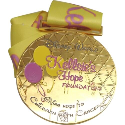 Cheap custom Brass Material Gold Amusement Parks Souvenir Medal