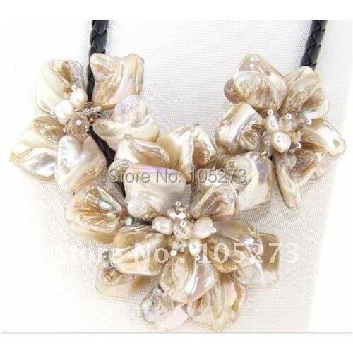 Stunning !Wedding Jewelry White Shell Mop Flower Natural Pearl Mixes Necklace 18'' Wedding Party Gift Hot sale New Free Shipping