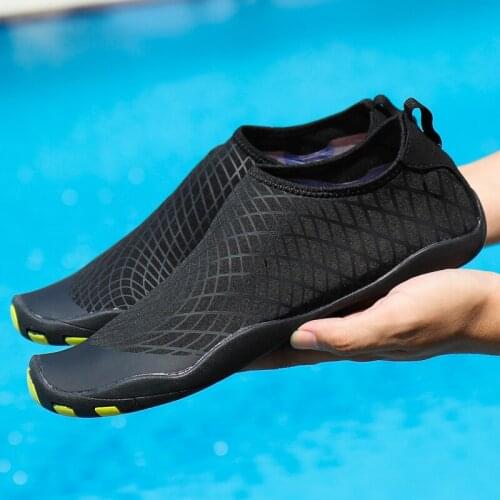 Mens Aqua Shoes Quick-drying Breathable Lovers Swimming Shoes Outdoor Wading Shoes Water Yoga Shoes Surfing Diving Beach Shoes