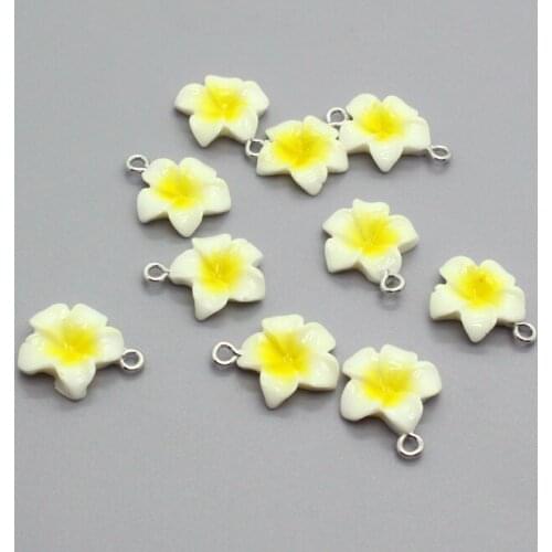 10pcs Sweet Small Mini Yellow Flower Earring Resin Charms Korean Hair Rope Necklace Bracelet Pendants Accessory For Jewelry Make