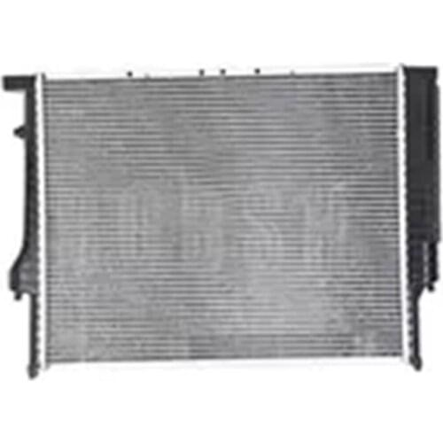 CAR water tank cooler bm wE39 520I M52 E39 523I E39 528I warm air water tank hot air water tank cooler water tank radiator