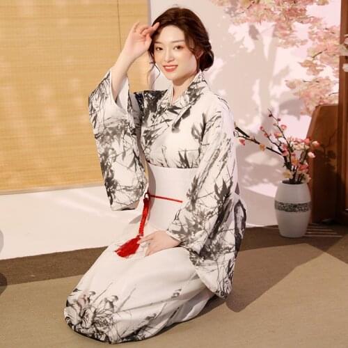 Japanese Women Kimono Formal Dress Traditional Womens Long Kimono Photo Show A Modified Cos Kimono Night Robe Yukata