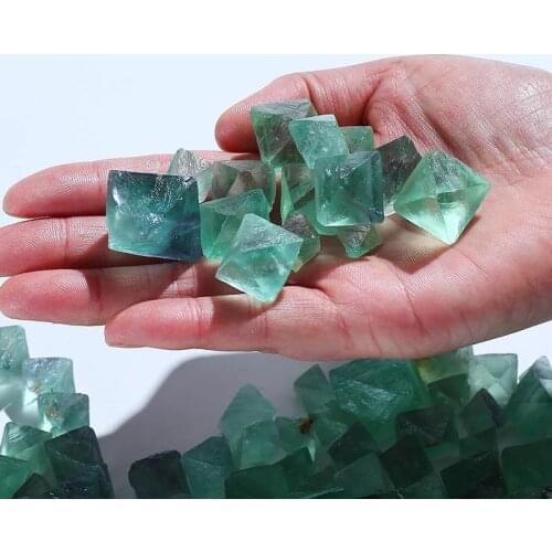 MOKAGY Rough Polyhedral Gemstone Natural Green Fluorite Quartz Octahedron Stone for Sale