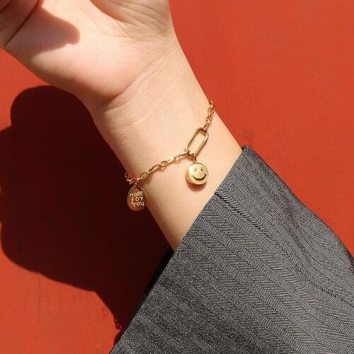 Ruiyi Bracelets With Pendants