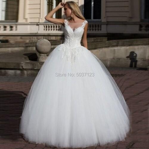 A Line Wedding Dresses Scoop Lace Up Cap Sleeves Vestido De Noiva Sleeveless Lace Appliques Button Illusion Bridal Gown Custom