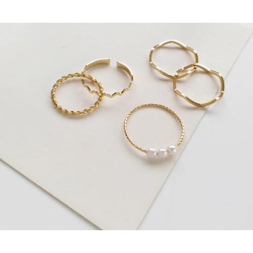 Fashion Simple 5-Piece Set Wave Pearl Ring Elegant Womens Wedding Gold Color Ring Jewelry Creative Girl Accessories