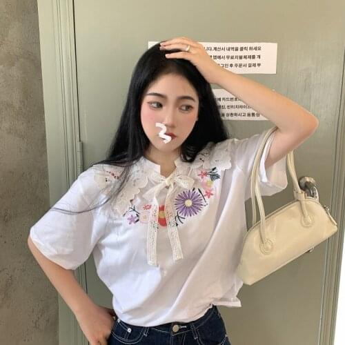 Women Tops Floral Embroidery Short-sleeved Shirt Female Design Sense Niche Summer New Korean Loose Top Trend