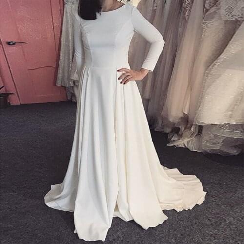 Simple Spandex Long Sleeve Wedding Dresses Sexy Backless Scalloped Neck Court Train A-Line Bridal Dress Custom Made Boho Dress