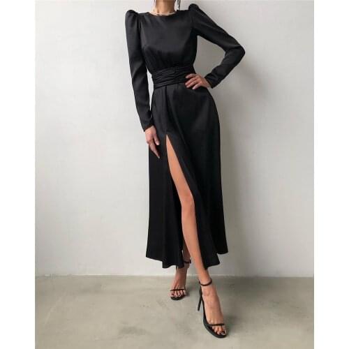 Simple A Line Black Satin Evening Party Dress Long Sleeves O-Neck Modest Prom Gowns Ankle Length Side Slit Party Dresses 2021