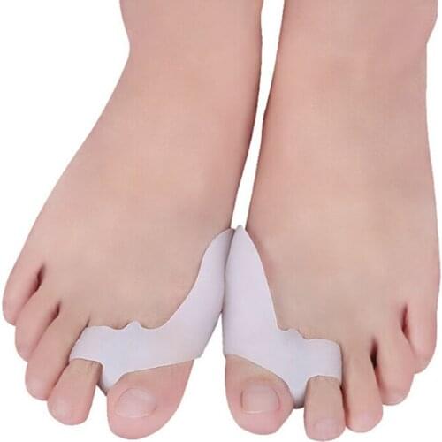 2PCS Silicone Fingers Two Hole Toe Separator Thumb Valgus Protector Bunion Adjuster Hallux Valgus Guard Insoles NEW
