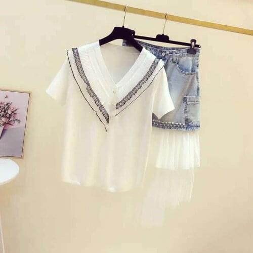 2021Fashion Lace V-neck short-sleeved sweater bottoming shirt womens loose thin pullover spring summer