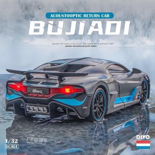 New 1:32 Bugatti DIVO Sports Alloy Car Diecasts & Toy Vehicles Model Car Metal Collection High Simulation Toys For Children Gift
