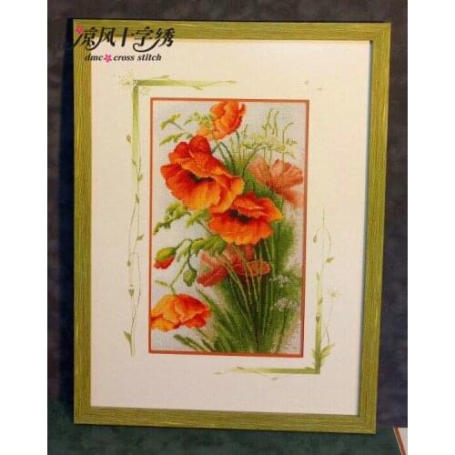 A poppy flower in full bloom cross stitch kit DMC brand thread animal dog count canvas fabric embroidery handmade needlework