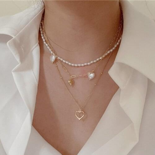VSnow Korean Vintage Multi-layer Love Heart Simulation Pearl Pendant Necklace for Women Hollow Beaded Metallic Necklace Jewelry