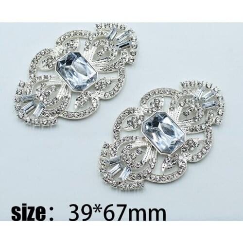 Creative 2pcs 39*67mm alloy shield shiny rhinestone clothing gift box decorative buckle DIY exquisite jewelry accessories