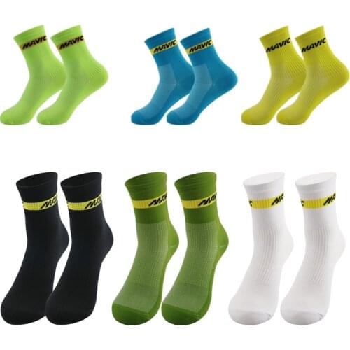 3 Pairs Men Sports Socks Sweat Absorbent Socks Comfortable Socks Marathon Hiking Socks