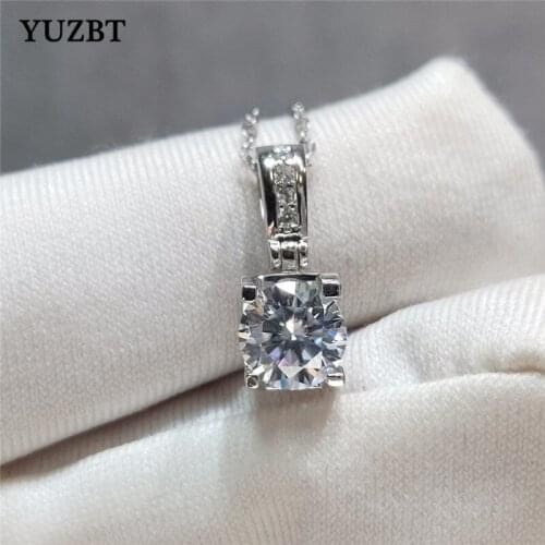 S925 Silver 1 ct Brilliant Cut Diamond Test Past D Color Moissanite Cow Head Pendant Necklace White Gold Plated Gemstone Jewelry