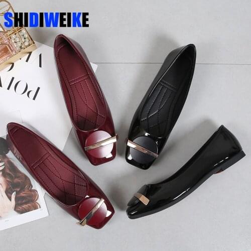 Women Flats Wedding Shoes Patent Leather Square Toes Black Red Flats Shoes Flat Slip On Spring Summer Party Shoes Plus Size 2021