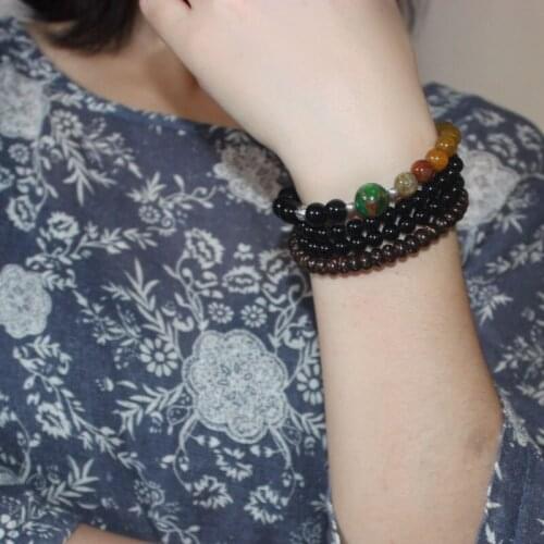 Act the role of female natural crystal hand by hand string wind of literature and art act the role ofing is tasted