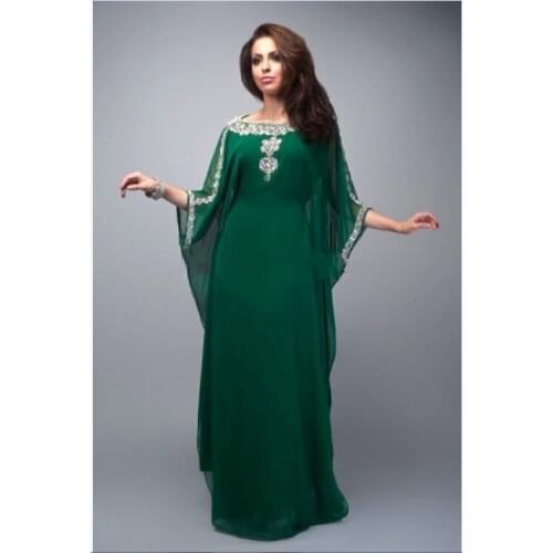 Green Luxury Beaded Abaya Dubai Evening Gowns Long Sleeve Crystlas Kaftan Dubai Evening Dresses Fashionable Arabic Dresses