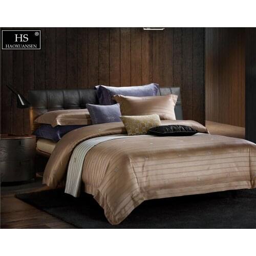 Stripes and Horses Pattern 4Pieces Yarn Dyed Jacquard Bedding Sets Bed Linens King Size Duvet Cover Set Pillowcase Bedsheet