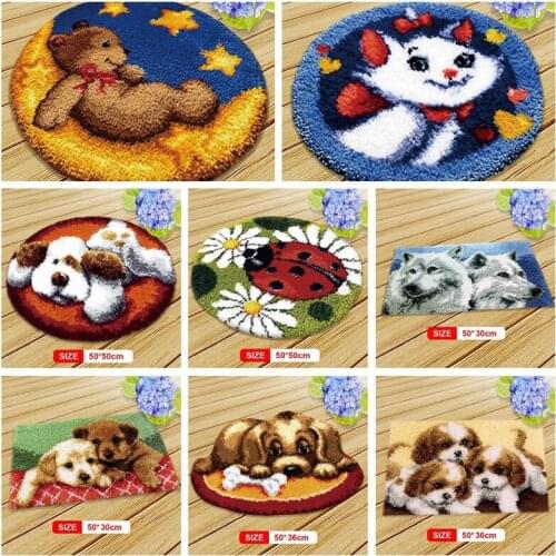 Latch Hook Cushion Kit Animals Pillow Case Crochet Hobby & Crafts DIY Yarn for Embroidery Art Cushion Cover Cat Sofa Bed Pillows