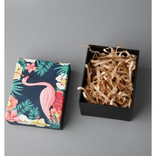 10 Pieces Lot Wholesale Black Printed Flamingo Kraft Paper Jewelry Box Bracelets Bangles Watch Gift Box Dropshipping