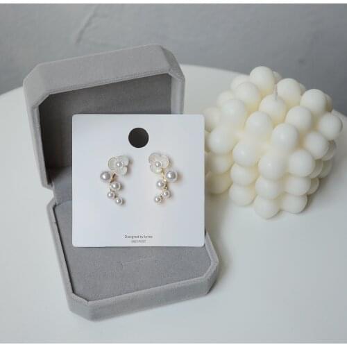 Korean Style White Enamel Flower Earrings for Lady Exquisite Sweet Love Pearl Floral Party Jewelry Accessories Gift 2021 New