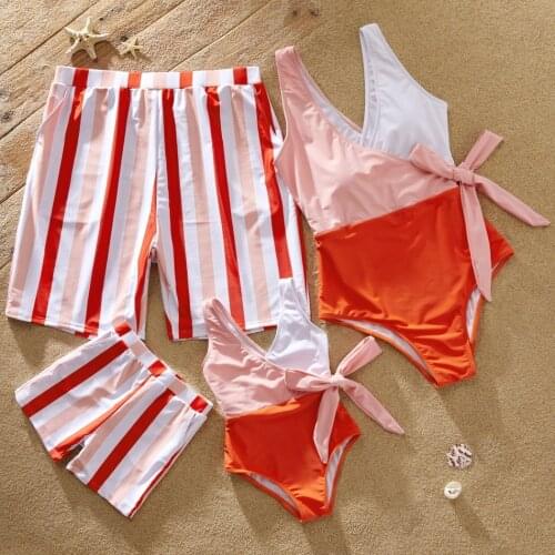 PatPat 2021 New Arrival Summer Leaf Print Family Matching Swimsuits