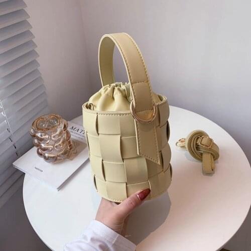 PU Leather Luxury Designers Handbags for Women 2021 Girls Female Shoppers Wallets Fashion Weave Drawstring Bucket Crossbody Bags